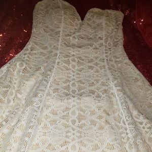 Beautiful 🥰 White and tan croquette dress